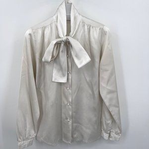 Vintage 70s Nordstrom Silky Pussybow Blouse Creamy White